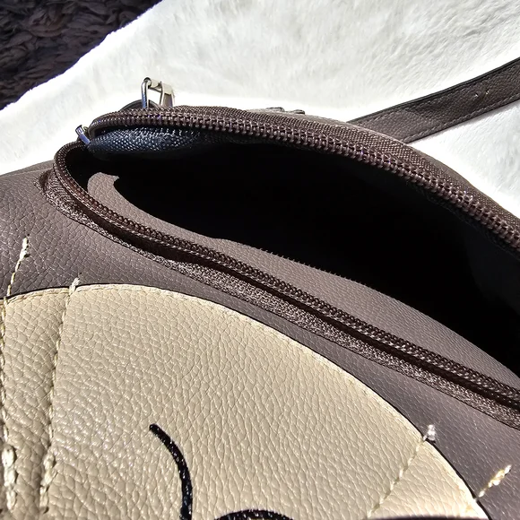 Adorable Otter Kids Backpack - Brown and Yellow - Picture 6 of 11